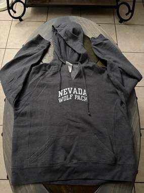 Ouray Nevada Wolf Pack Hoodie Sweatshirt - XL (18)
